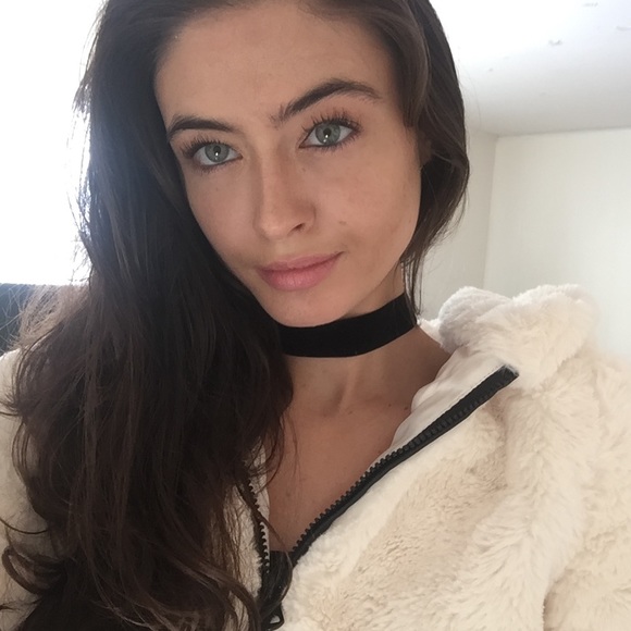 Posh Ambassador 💕 - Picture 4 of 5